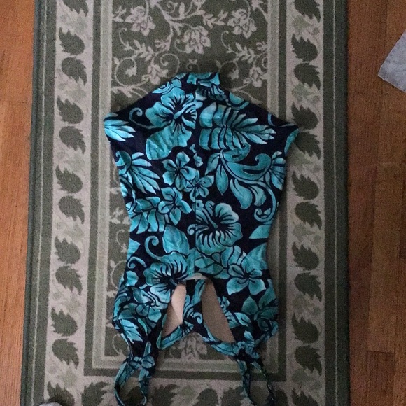 Womens size 14 one piece Maxine Swimsuit - Picture 9 of 9